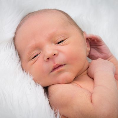 Newborn sleep from prenatal to 11 weeks old